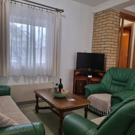 Kraljevi Konaci Olja Apartment ซลาตีบอร์ ภายนอก รูปภาพ